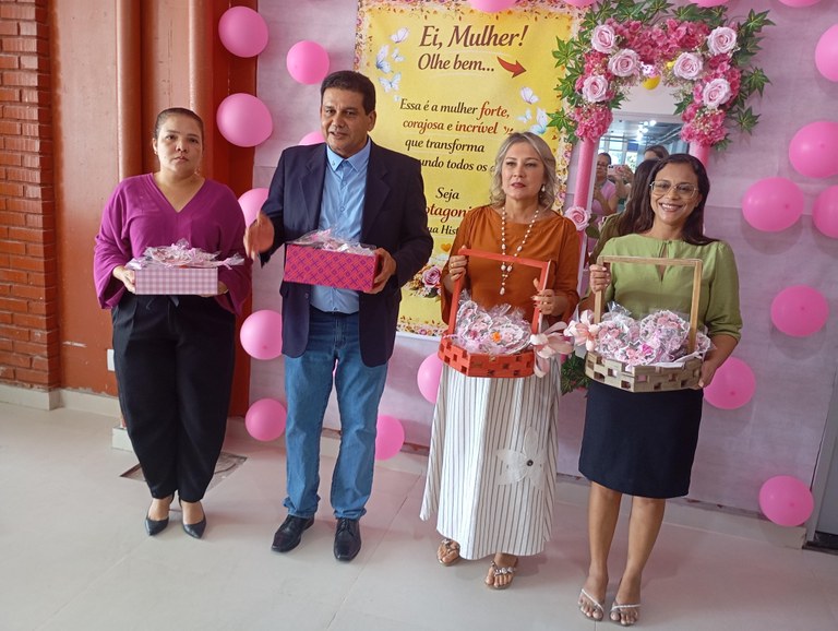 Câmara Municipal de Várzea Grande homenageia mulheres em ato simbólico