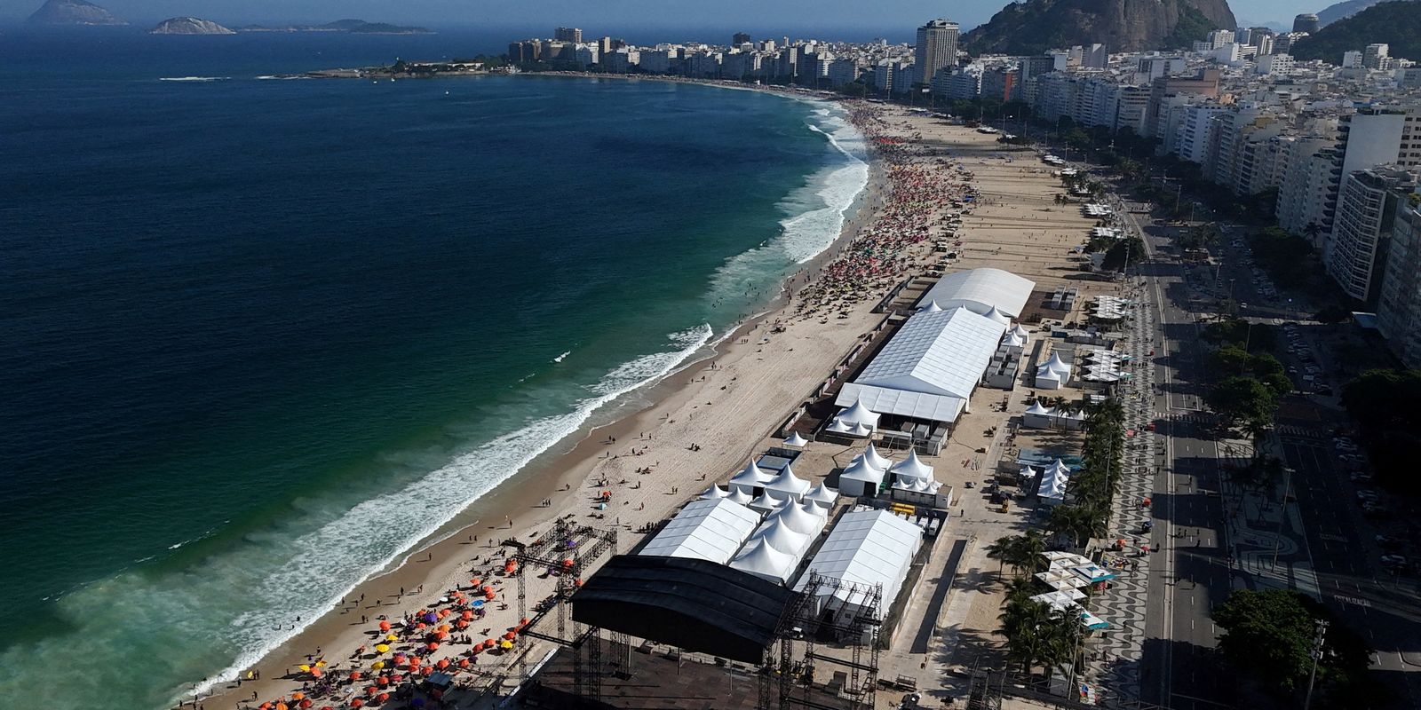Marinha alerta para mar com ressaca e ondas de 3 metros na orla do Rio