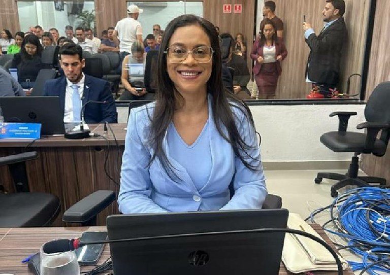 Lucélia destaca delegacia 24h como marco para mulheres de VG