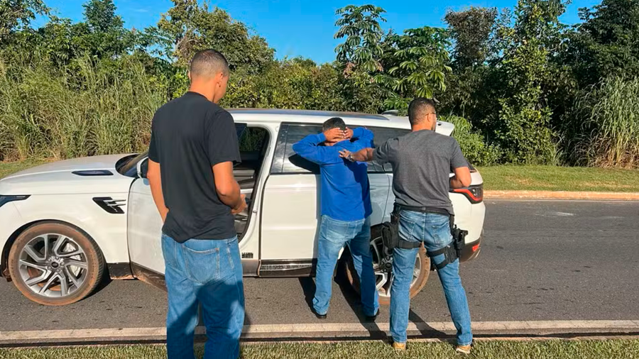 Vídeo mostra prisão de empresário condenado por matar adolescente em Cuiabá
