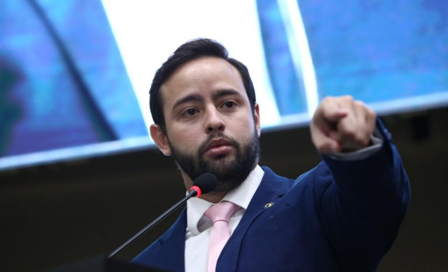 Ex-deputado recebeu R$ 55 mil em troca de cargo antes de deixar a ALMT