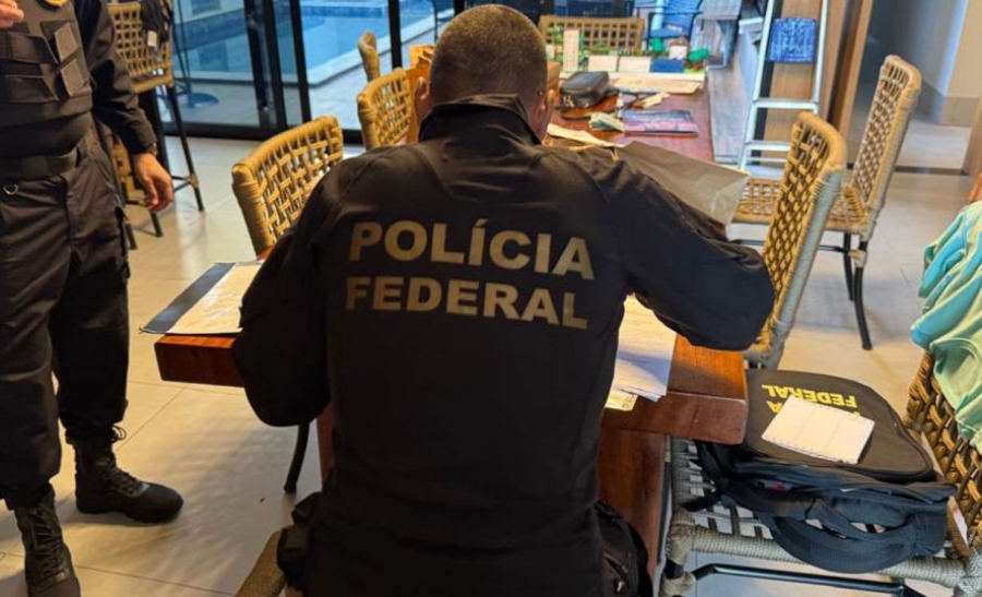 PF apreende fuzil, Rolex e canetas de luxo em operação que mira venda de decisões no TJMT