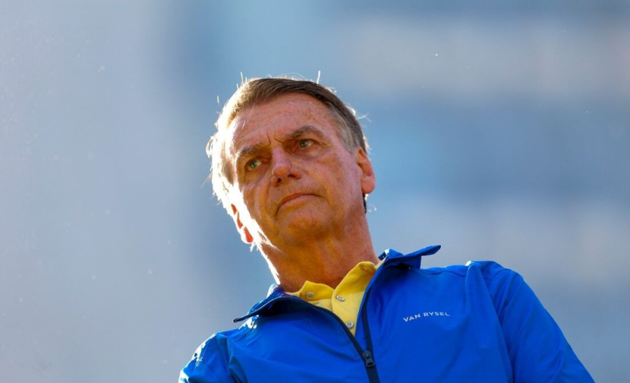 Defesa de Bolsonaro pede ao STF visita de netas no dia da estreia do Brasil na Copa